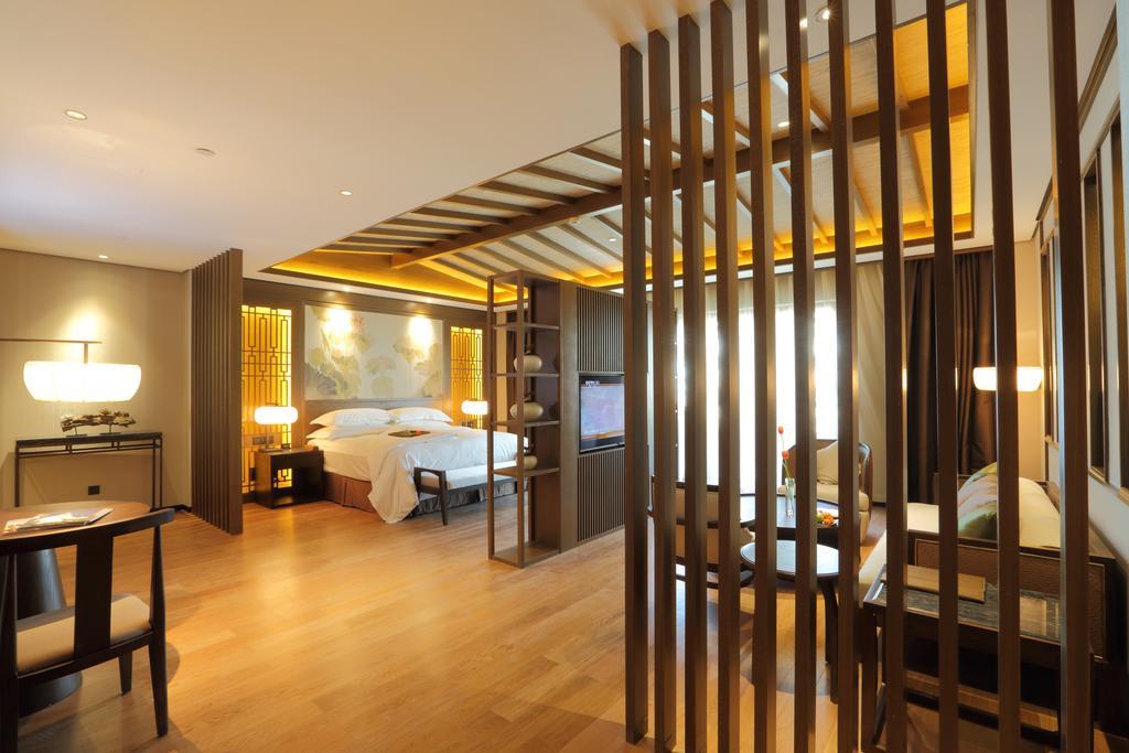 S&N Zhejiang Linhai International Hotel 部屋 写真