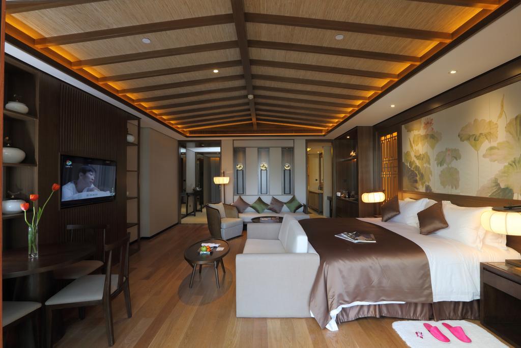 S&N Zhejiang Linhai International Hotel 部屋 写真
