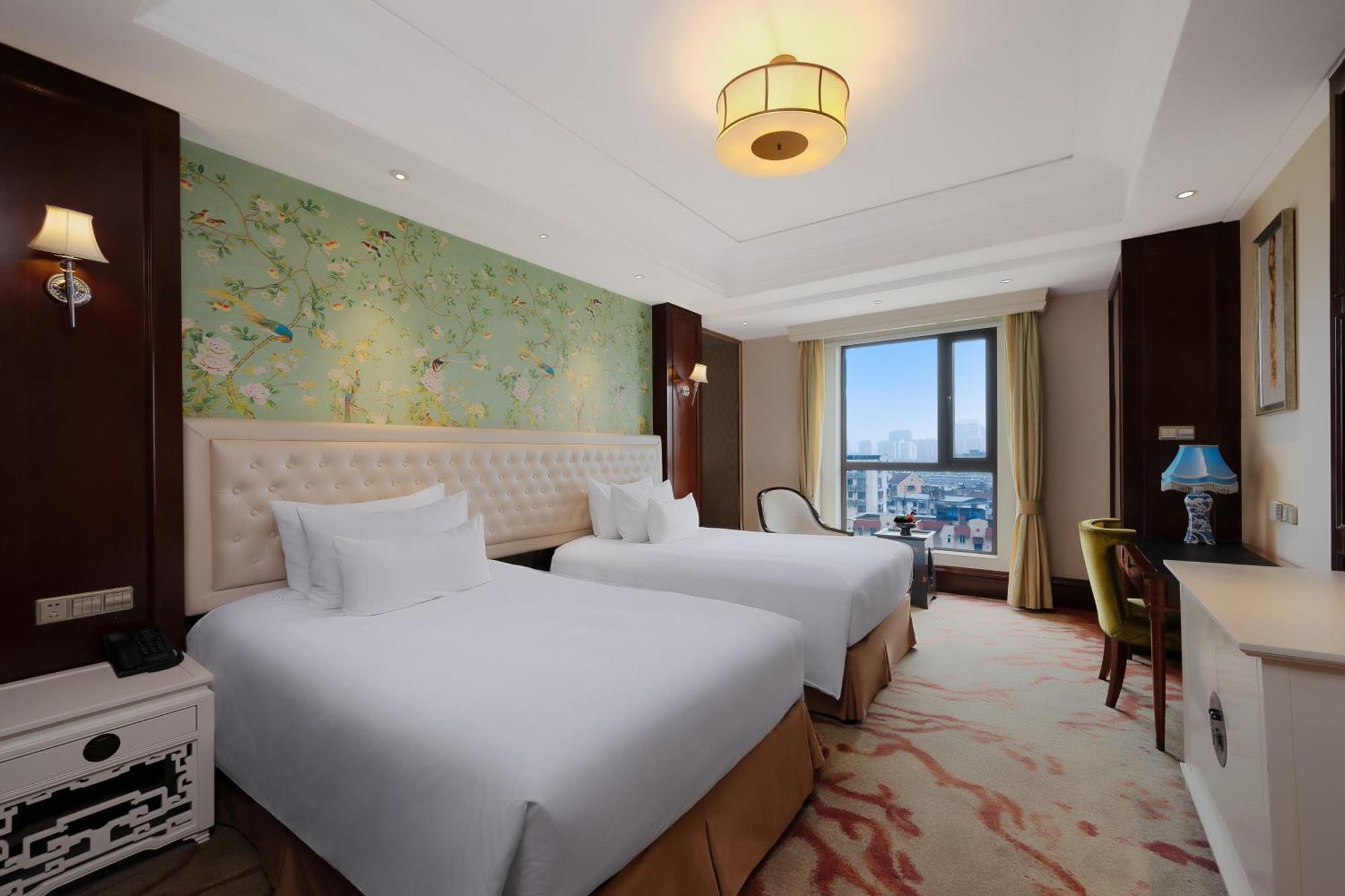 S&N Zhejiang Linhai International Hotel エクステリア 写真