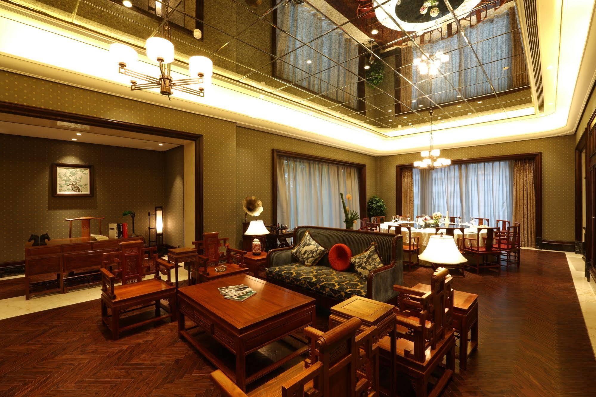 S&N Zhejiang Linhai International Hotel エクステリア 写真