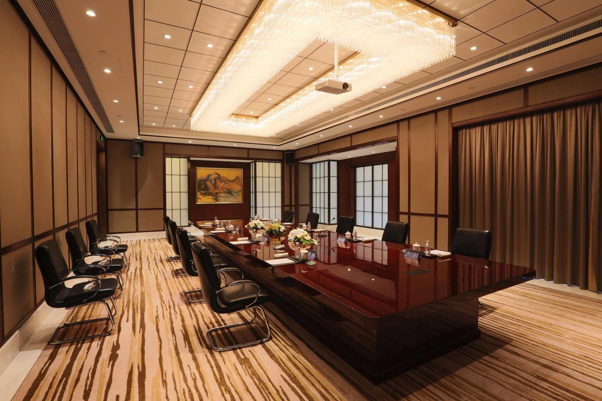 S&N Zhejiang Linhai International Hotel エクステリア 写真