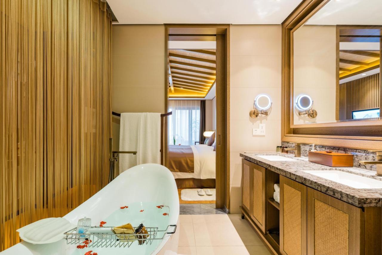 S&N Zhejiang Linhai International Hotel エクステリア 写真